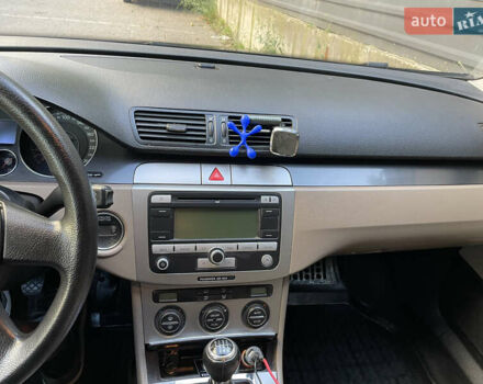 Коричневый Фольксваген Пассат, объемом двигателя 2 л и пробегом 290 тыс. км за 7300 $, фото 7 на Automoto.ua