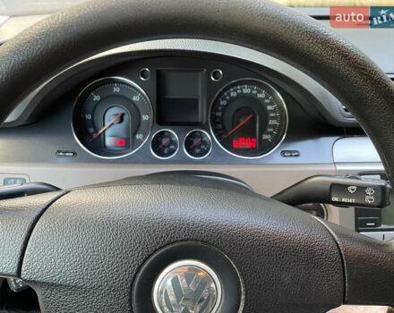 Коричневый Фольксваген Пассат, объемом двигателя 2 л и пробегом 290 тыс. км за 7300 $, фото 8 на Automoto.ua