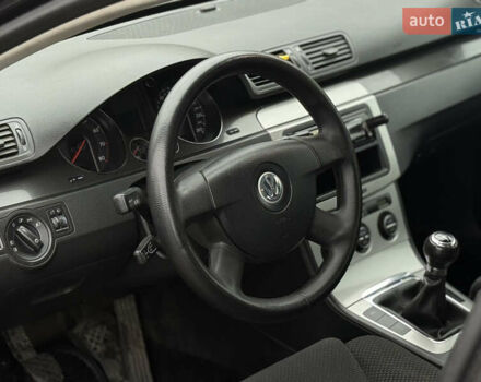 Коричневый Фольксваген Пассат, объемом двигателя 2 л и пробегом 280 тыс. км за 4999 $, фото 8 на Automoto.ua