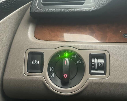 Коричневый Фольксваген Пассат, объемом двигателя 2 л и пробегом 295 тыс. км за 7200 $, фото 7 на Automoto.ua