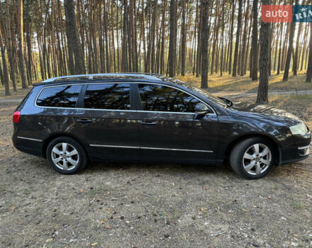 Коричневый Фольксваген Пассат, объемом двигателя 2 л и пробегом 298 тыс. км за 7000 $, фото 1 на Automoto.ua