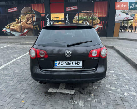 Коричневый Фольксваген Пассат, объемом двигателя 2 л и пробегом 360 тыс. км за 5999 $, фото 3 на Automoto.ua