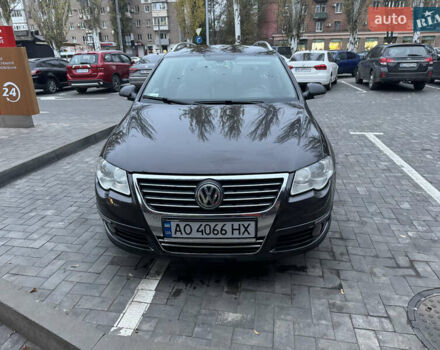 Коричневый Фольксваген Пассат, объемом двигателя 2 л и пробегом 360 тыс. км за 5999 $, фото 2 на Automoto.ua