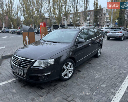 Коричневый Фольксваген Пассат, объемом двигателя 2 л и пробегом 360 тыс. км за 5999 $, фото 1 на Automoto.ua