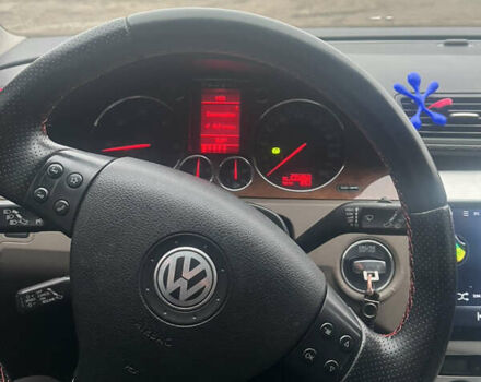 Коричневый Фольксваген Пассат, объемом двигателя 2 л и пробегом 295 тыс. км за 7200 $, фото 10 на Automoto.ua