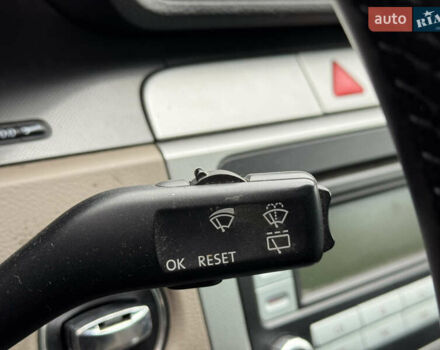 Коричневий Фольксваген Пассат, об'ємом двигуна 2 л та пробігом 262 тис. км за 5699 $, фото 18 на Automoto.ua