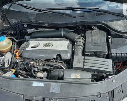 Коричневий Фольксваген Пассат, об'ємом двигуна 1.8 л та пробігом 242 тис. км за 7800 $, фото 2 на Automoto.ua