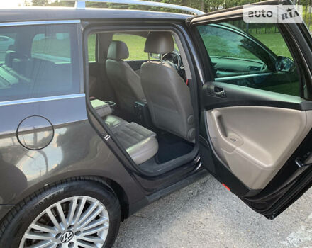 Коричневый Фольксваген Пассат, объемом двигателя 3.2 л и пробегом 421 тыс. км за 4000 $, фото 35 на Automoto.ua