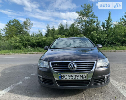 Коричневый Фольксваген Пассат, объемом двигателя 3.2 л и пробегом 421 тыс. км за 4000 $, фото 6 на Automoto.ua
