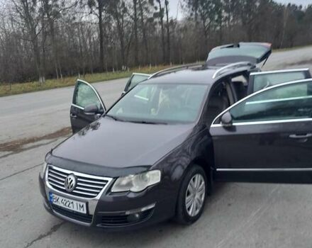 Коричневий Фольксваген Пассат, об'ємом двигуна 2 л та пробігом 286 тис. км за 7700 $, фото 17 на Automoto.ua