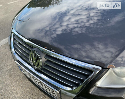 Коричневый Фольксваген Пассат, объемом двигателя 3.2 л и пробегом 421 тыс. км за 4000 $, фото 11 на Automoto.ua