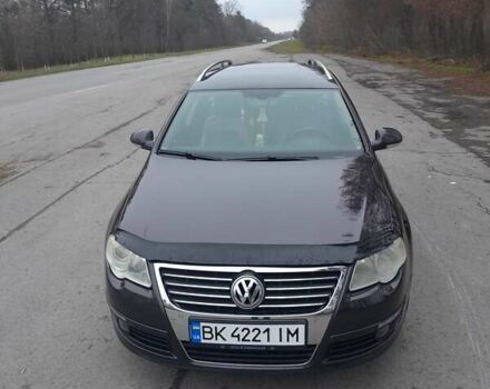 Коричневий Фольксваген Пассат, об'ємом двигуна 2 л та пробігом 286 тис. км за 7700 $, фото 3 на Automoto.ua