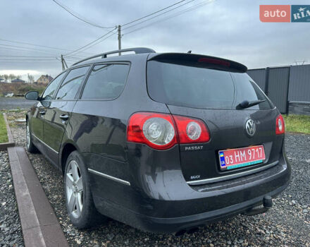 Коричневый Фольксваген Пассат, объемом двигателя 2 л и пробегом 340 тыс. км за 7700 $, фото 5 на Automoto.ua