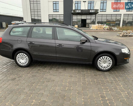 Коричневый Фольксваген Пассат, объемом двигателя 1.4 л и пробегом 187 тыс. км за 8500 $, фото 3 на Automoto.ua