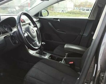 Коричневий Фольксваген Пассат, об'ємом двигуна 2 л та пробігом 391 тис. км за 6800 $, фото 6 на Automoto.ua