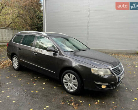 Фольксваген Пассат 2009 в Ровно на Automoto.ua Коричневый Фольксваген Пассат, объемом двигателя 1.9 л и пробегом 249 тыс. км за 5650 $, фото 65 на Automoto.ua