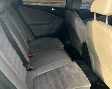 Коричневий Фольксваген Пассат, об'ємом двигуна 2 л та пробігом 267 тис. км за 7800 $, фото 4 на Automoto.ua