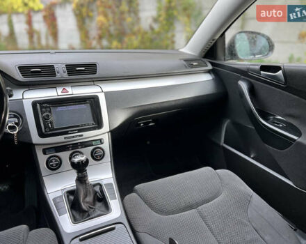 Фольксваген Пассат 2009 в Ровно на Automoto.ua Коричневый Фольксваген Пассат, объемом двигателя 1.9 л и пробегом 249 тыс. км за 5650 $, фото 33 на Automoto.ua