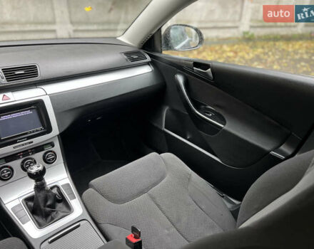 Фольксваген Пассат 2009 в Ровно на Automoto.ua Коричневый Фольксваген Пассат, объемом двигателя 1.9 л и пробегом 249 тыс. км за 5650 $, фото 15 на Automoto.ua