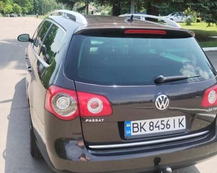 Коричневий Фольксваген Пассат, об'ємом двигуна 2 л та пробігом 249 тис. км за 9500 $, фото 4 на Automoto.ua