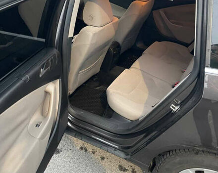 Коричневий Фольксваген Пассат, об'ємом двигуна 2 л та пробігом 291 тис. км за 7000 $, фото 13 на Automoto.ua