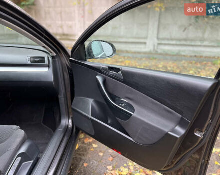 Фольксваген Пассат 2009 в Ровно на Automoto.ua Коричневый Фольксваген Пассат, объемом двигателя 1.9 л и пробегом 249 тыс. км за 5650 $, фото 17 на Automoto.ua