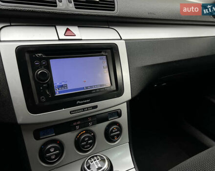 Фольксваген Пассат 2009 в Ровно на Automoto.ua Коричневый Фольксваген Пассат, объемом двигателя 1.9 л и пробегом 249 тыс. км за 5650 $, фото 30 на Automoto.ua