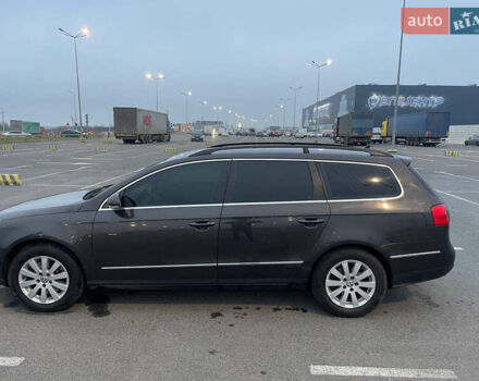 Коричневий Фольксваген Пассат, об'ємом двигуна 2 л та пробігом 291 тис. км за 7000 $, фото 4 на Automoto.ua