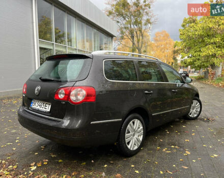 Фольксваген Пассат 2009 в Ровно на Automoto.ua Коричневый Фольксваген Пассат, объемом двигателя 1.9 л и пробегом 249 тыс. км за 5650 $, фото 5 на Automoto.ua