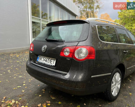 Фольксваген Пассат 2009 в Ровно на Automoto.ua Коричневый Фольксваген Пассат, объемом двигателя 1.9 л и пробегом 249 тыс. км за 5650 $, фото 69 на Automoto.ua