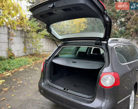 Фольксваген Пассат 2009 в Ровно на Automoto.ua Коричневый Фольксваген Пассат, объемом двигателя 1.9 л и пробегом 249 тыс. км за 5650 $, фото 42 на Automoto.ua