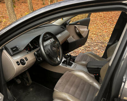 Коричневий Фольксваген Пассат, об'ємом двигуна 1.8 л та пробігом 229 тис. км за 6800 $, фото 40 на Automoto.ua