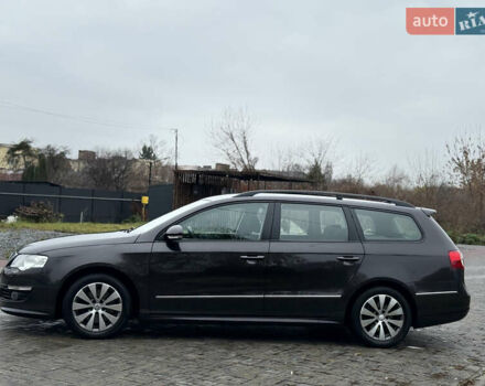 Коричневый Фольксваген Пассат, объемом двигателя 1.6 л и пробегом 277 тыс. км за 7350 $, фото 11 на Automoto.ua