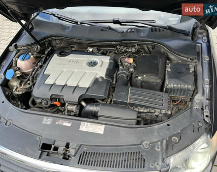 Коричневый Фольксваген Пассат, объемом двигателя 1.97 л и пробегом 302 тыс. км за 8500 $, фото 19 на Automoto.ua