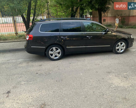 Коричневый Фольксваген Пассат, объемом двигателя 1.97 л и пробегом 298 тыс. км за 7000 $, фото 11 на Automoto.ua