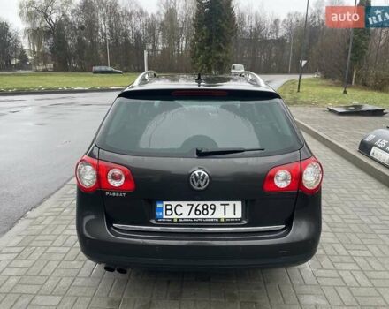 Коричневый Фольксваген Пассат, объемом двигателя 1.97 л и пробегом 157 тыс. км за 7250 $, фото 3 на Automoto.ua