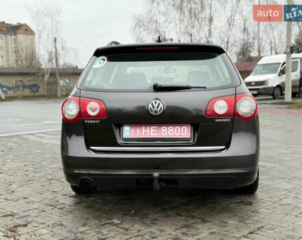 Коричневый Фольксваген Пассат, объемом двигателя 1.6 л и пробегом 277 тыс. км за 7350 $, фото 5 на Automoto.ua