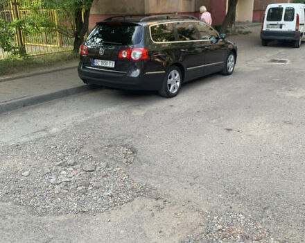 Коричневый Фольксваген Пассат, объемом двигателя 1.97 л и пробегом 298 тыс. км за 7000 $, фото 12 на Automoto.ua