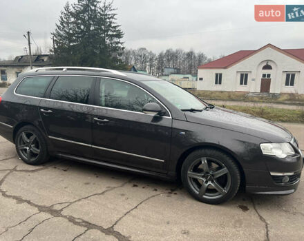 Коричневый Фольксваген Пассат, объемом двигателя 1.8 л и пробегом 229 тыс. км за 7200 $, фото 5 на Automoto.ua