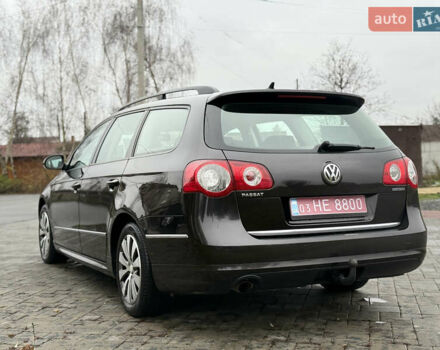 Коричневый Фольксваген Пассат, объемом двигателя 1.6 л и пробегом 277 тыс. км за 7350 $, фото 10 на Automoto.ua