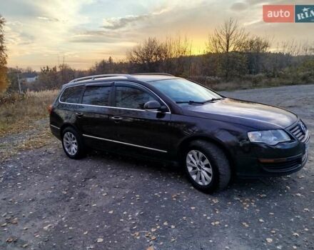 Коричневый Фольксваген Пассат, объемом двигателя 1.39 л и пробегом 273 тыс. км за 4800 $, фото 7 на Automoto.ua