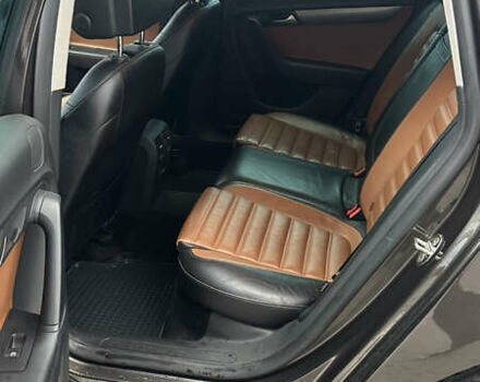 Коричневый Фольксваген Пассат, объемом двигателя 1.97 л и пробегом 298 тыс. км за 9800 $, фото 15 на Automoto.ua