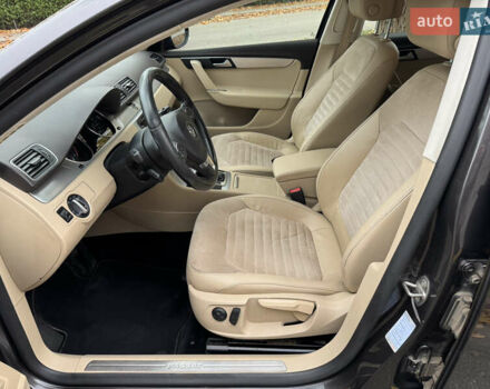 Коричневый Фольксваген Пассат, объемом двигателя 2 л и пробегом 290 тыс. км за 10500 $, фото 7 на Automoto.ua