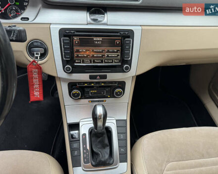 Коричневый Фольксваген Пассат, объемом двигателя 2 л и пробегом 290 тыс. км за 10500 $, фото 27 на Automoto.ua