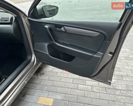 Коричневий Фольксваген Пассат, об'ємом двигуна 1.4 л та пробігом 250 тис. км за 4999 $, фото 30 на Automoto.ua