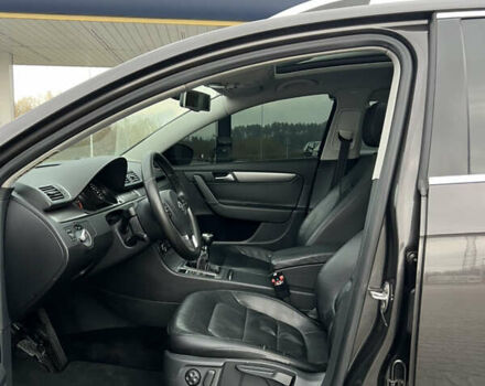 Коричневый Фольксваген Пассат, объемом двигателя 1.97 л и пробегом 309 тыс. км за 9700 $, фото 8 на Automoto.ua