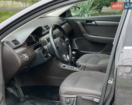 Коричневий Фольксваген Пассат, об'ємом двигуна 2 л та пробігом 287 тис. км за 10500 $, фото 21 на Automoto.ua