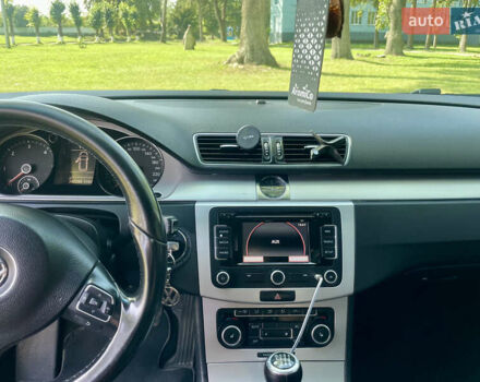 Коричневий Фольксваген Пассат, об'ємом двигуна 1.6 л та пробігом 268 тис. км за 7999 $, фото 17 на Automoto.ua