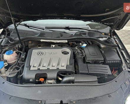 Коричневый Фольксваген Пассат, объемом двигателя 1.97 л и пробегом 298 тыс. км за 9800 $, фото 9 на Automoto.ua