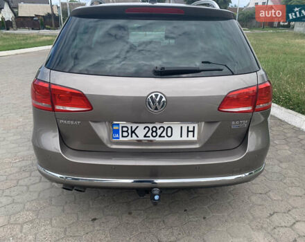 Коричневый Фольксваген Пассат, объемом двигателя 2 л и пробегом 330 тыс. км за 11000 $, фото 8 на Automoto.ua